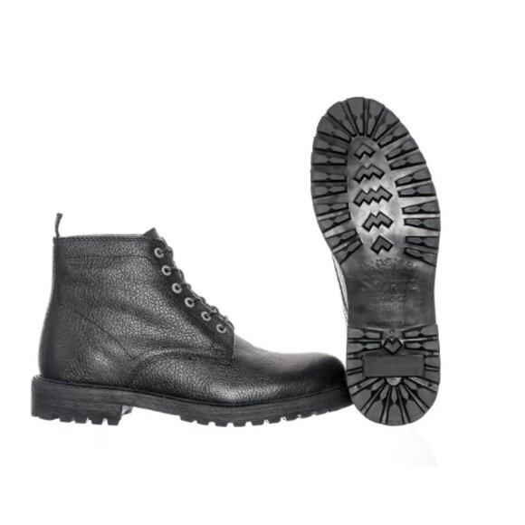 Mens handmade boots from Switzerland water resistant leather wool lined 12.5,13